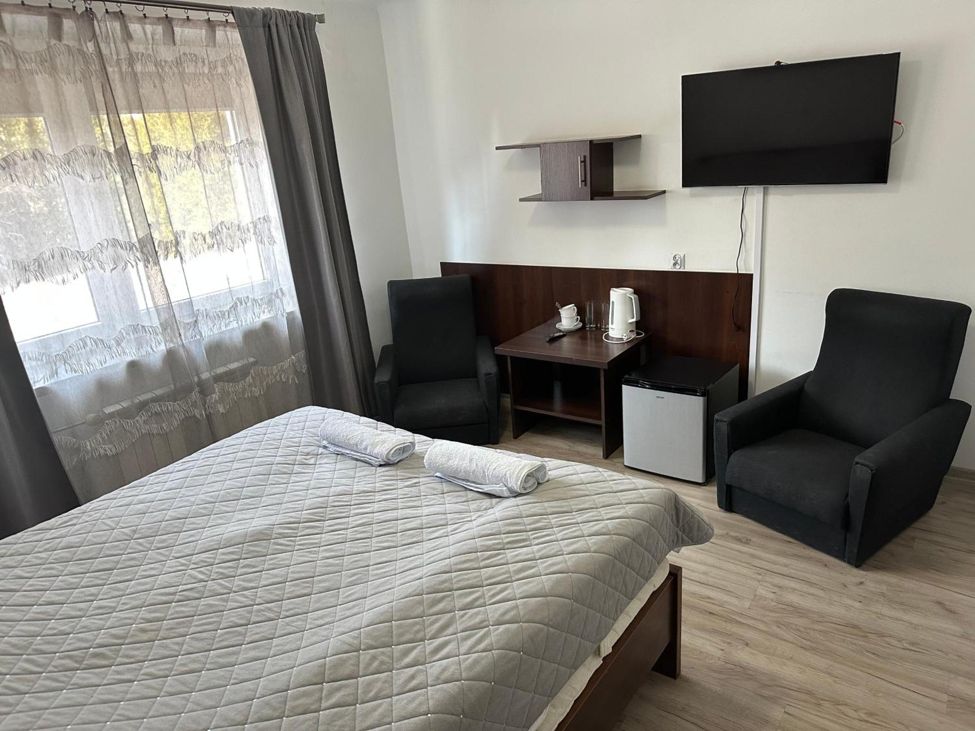 Hotel Dukat Horyniec Exterior foto